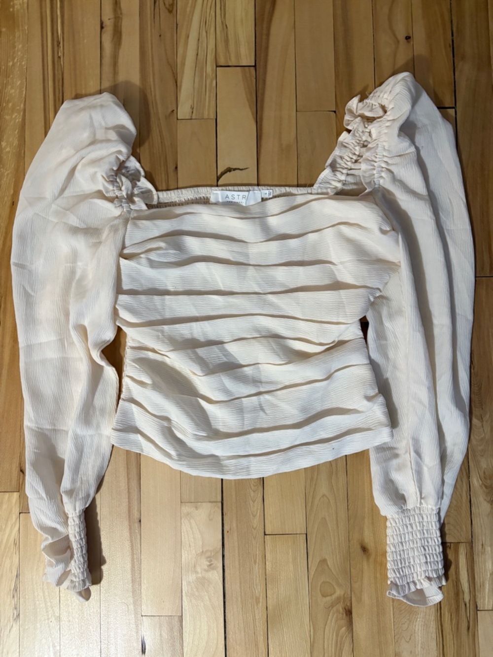 Astr the label Puff Sleeve Square-Neck Blouse in Cream